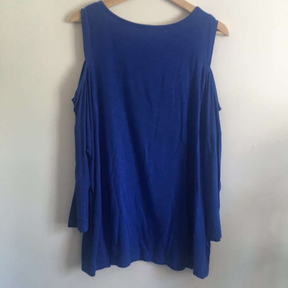 Bundle Of Two Jasmine & Juliana Cold Shoulder Tops - image 6